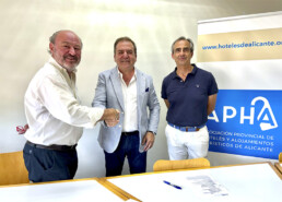 Firma de Convenio con APHA